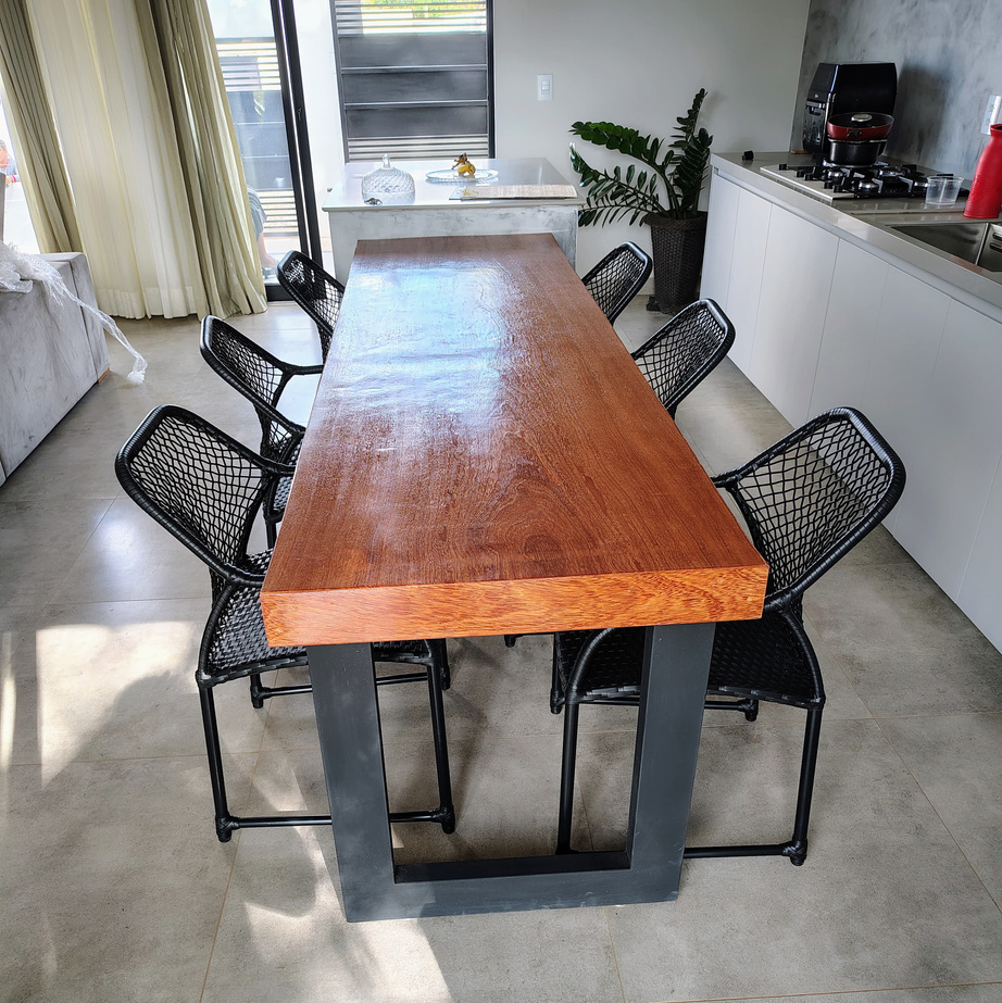 55 - Conjunto Patafú com mesa tampo em Madeira Fibrax Móveis