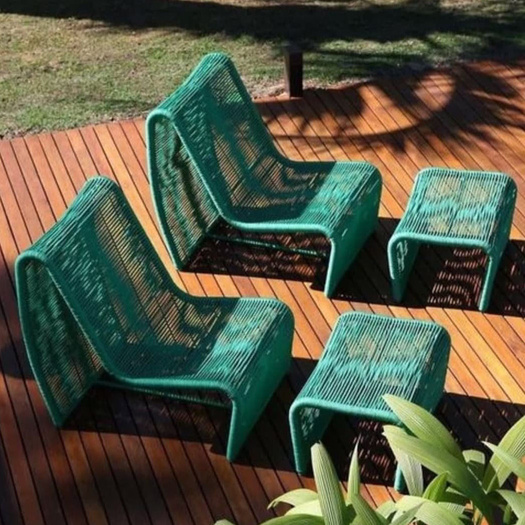 97 - Poltronas Pão de Açúcar Fibrax Móveis